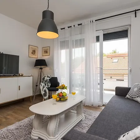 Marta 1 4* ザダル