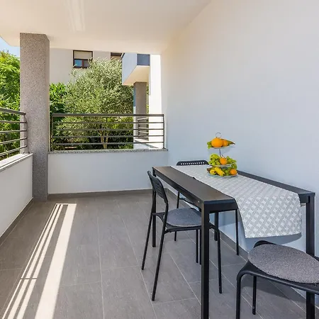 Marta 1 4* ザダル