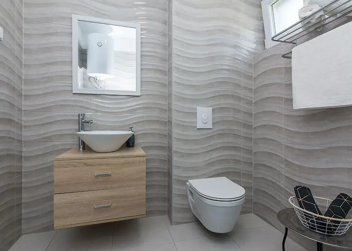 Marta 1 4* זאדאר